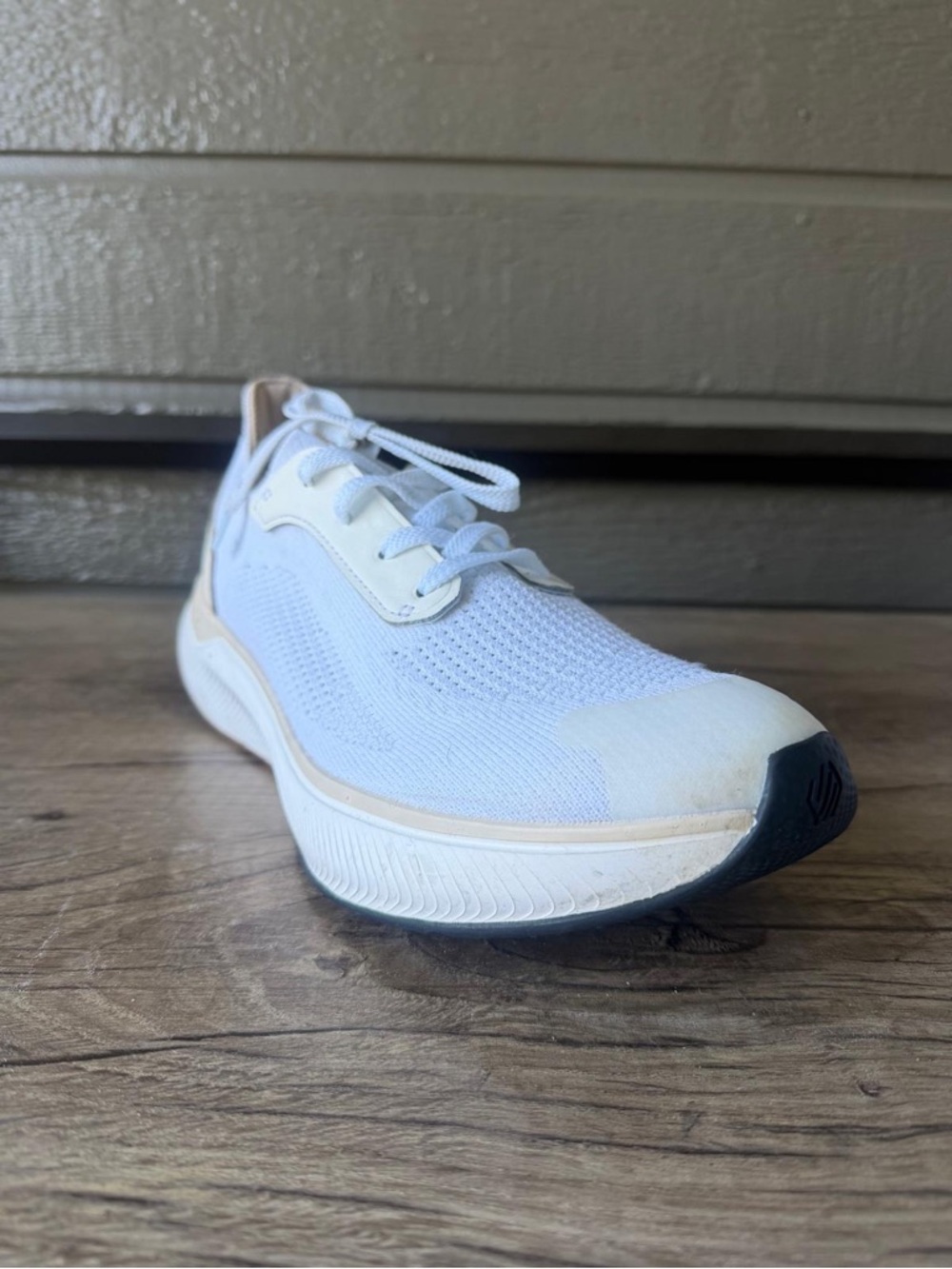 Men’s Johnston Murphy White Athletic Sneakers. Size 10.5 - Picture 4 of 8
